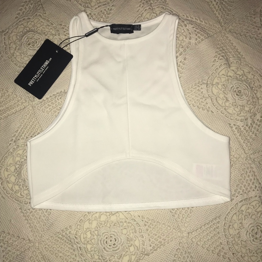 Underboob crop top
